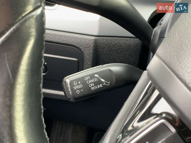 Позашляховик / Кросовер Volkswagen Touareg 2014 в Бердичеві