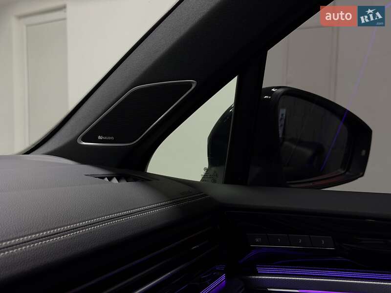 Позашляховик / Кросовер Volkswagen Touareg 2020 в Тернополі