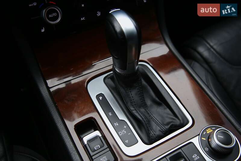 Позашляховик / Кросовер Volkswagen Touareg 2015 в Харкові фото 19 Позашляховик / Кросовер Volkswagen Touareg 2015 в Харкові