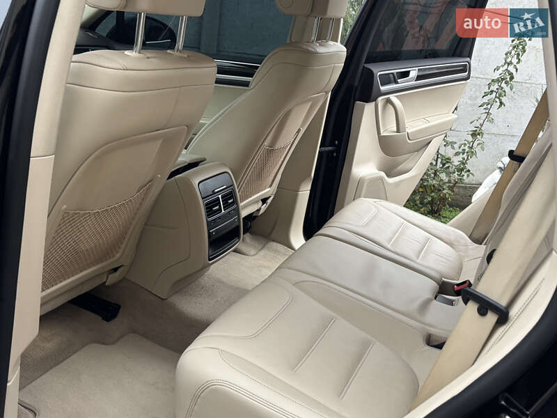 Внедорожник / Кроссовер Volkswagen Touareg 2017 в Днепре фото 56 Внедорожник / Кроссовер Volkswagen Touareg 2017 в Днепре