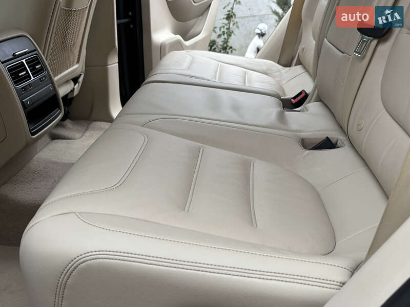 Внедорожник / Кроссовер Volkswagen Touareg 2017 в Днепре фото 58 Внедорожник / Кроссовер Volkswagen Touareg 2017 в Днепре