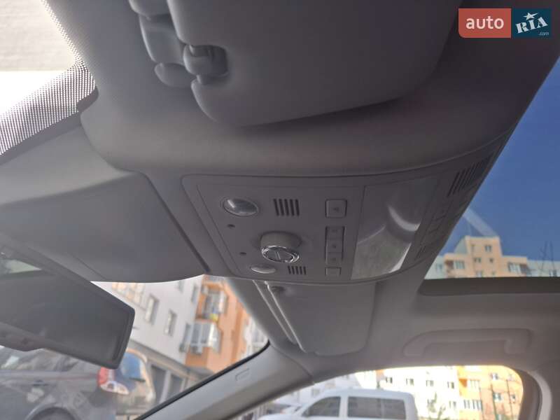 Позашляховик / Кросовер Volkswagen Touareg 2011 в Хмельницькому фото 43 Позашляховик / Кросовер Volkswagen Touareg 2011 в Хмельницькому