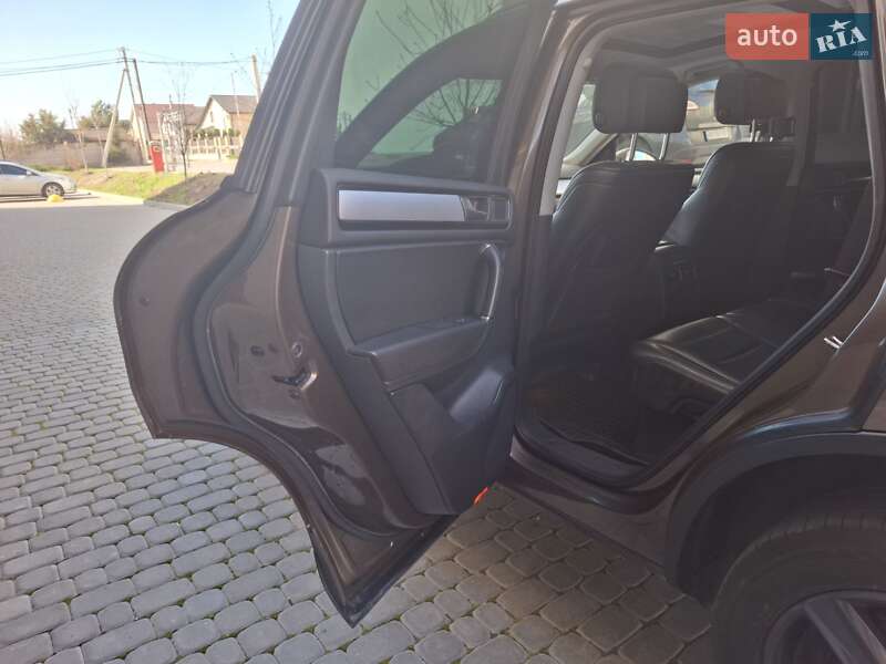 Позашляховик / Кросовер Volkswagen Touareg 2011 в Хмельницькому фото 58 Позашляховик / Кросовер Volkswagen Touareg 2011 в Хмельницькому