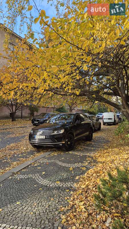 Позашляховик / Кросовер Volkswagen Touareg 2014 в Ужгороді фото Позашляховик / Кросовер Volkswagen Touareg 2014 в Ужгороді