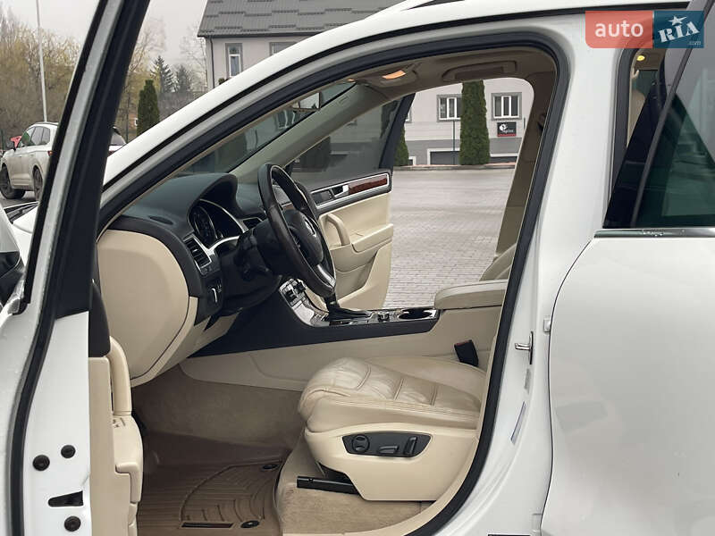 Внедорожник / Кроссовер Volkswagen Touareg 2012 в Виннице фото 28 Внедорожник / Кроссовер Volkswagen Touareg 2012 в Виннице