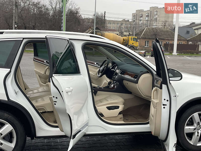 Внедорожник / Кроссовер Volkswagen Touareg 2012 в Виннице фото 30 Внедорожник / Кроссовер Volkswagen Touareg 2012 в Виннице