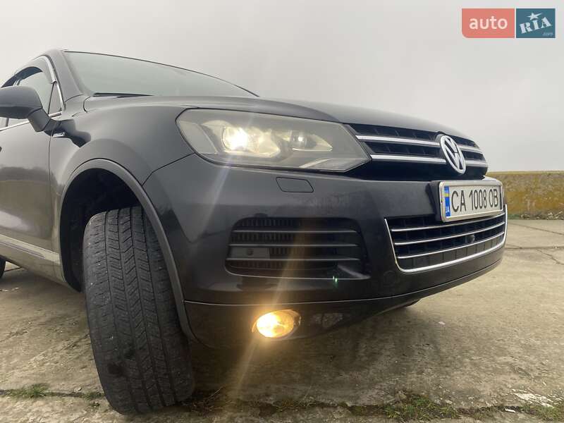 Позашляховик / Кросовер Volkswagen Touareg 2013 в Каневі фото 2 Позашляховик / Кросовер Volkswagen Touareg 2013 в Каневі