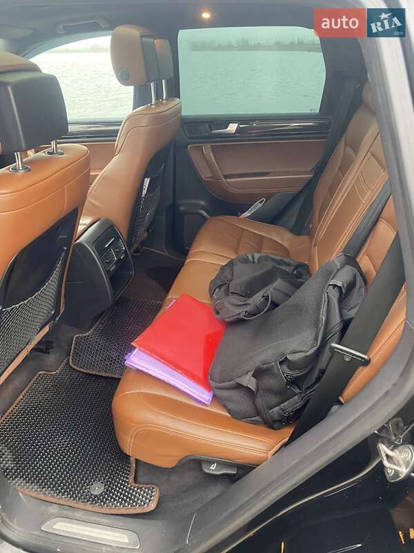 Позашляховик / Кросовер Volkswagen Touareg 2013 в Каневі фото 46 Позашляховик / Кросовер Volkswagen Touareg 2013 в Каневі