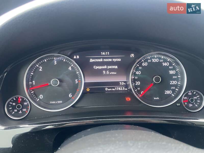 Позашляховик / Кросовер Volkswagen Touareg 2013 в Каневі фото 57 Позашляховик / Кросовер Volkswagen Touareg 2013 в Каневі