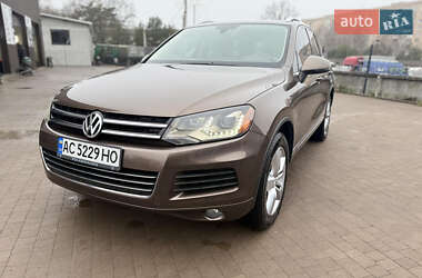 Внедорожник / Кроссовер Volkswagen Touareg 2012 в Ковеле