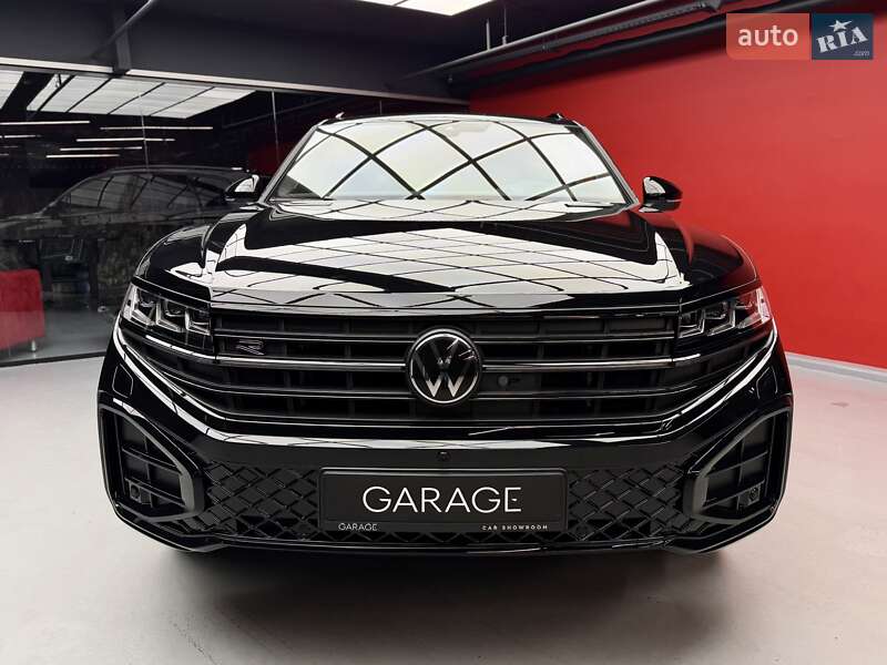 Позашляховик / Кросовер Volkswagen Touareg 2025 в Києві