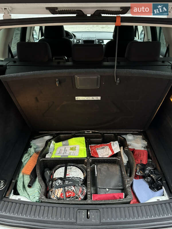 Позашляховик / Кросовер Volkswagen Touareg 2016 в Тернополі