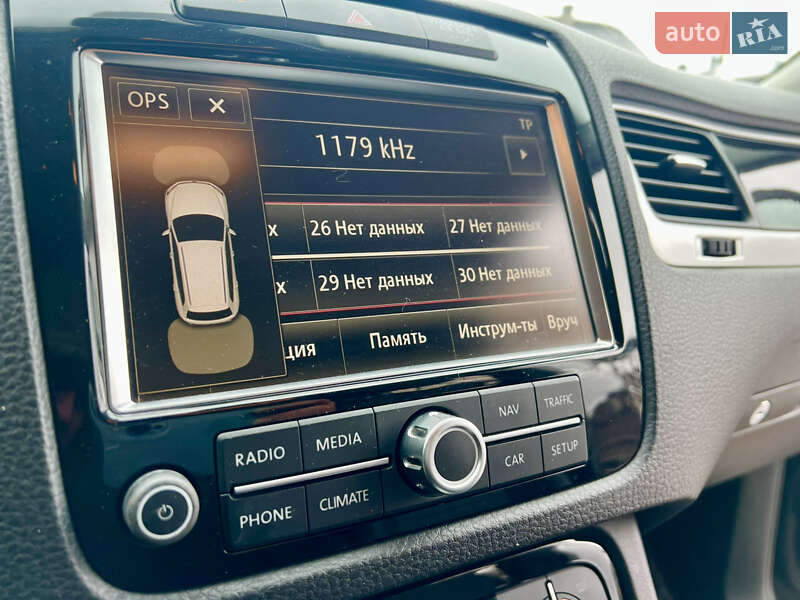 Позашляховик / Кросовер Volkswagen Touareg 2010 в Чернівцях фото 22 Позашляховик / Кросовер Volkswagen Touareg 2010 в Чернівцях