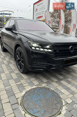 Внедорожник / Кроссовер Volkswagen Touareg 2021 в Запорожье