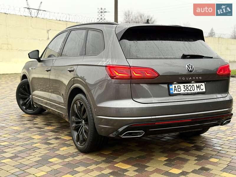 Внедорожник / Кроссовер Volkswagen Touareg 2021 в Днепре
