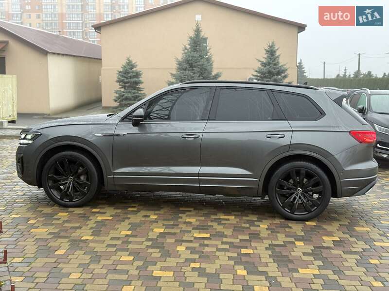 Внедорожник / Кроссовер Volkswagen Touareg 2021 в Днепре