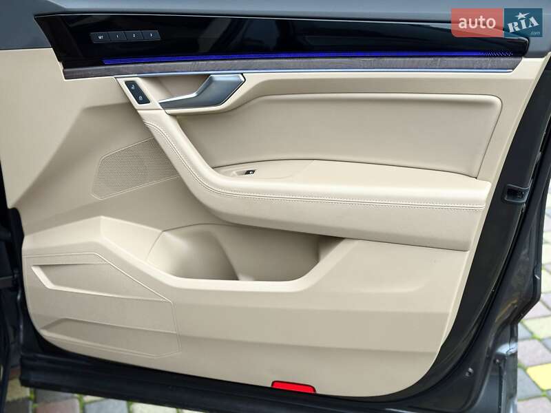 Внедорожник / Кроссовер Volkswagen Touareg 2021 в Днепре