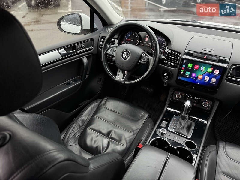 Внедорожник / Кроссовер Volkswagen Touareg 2014 в Киеве фото 50 Внедорожник / Кроссовер Volkswagen Touareg 2014 в Киеве