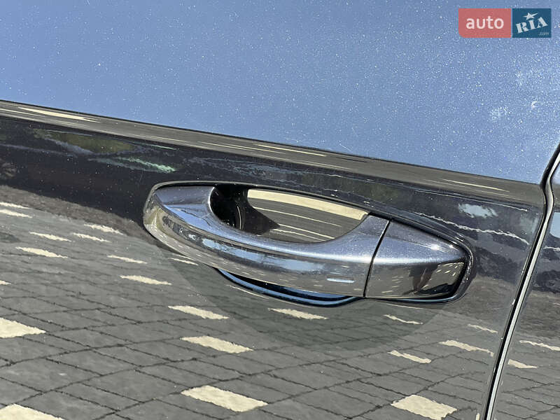 Внедорожник / Кроссовер Volkswagen Touareg 2021 в Ужгороде