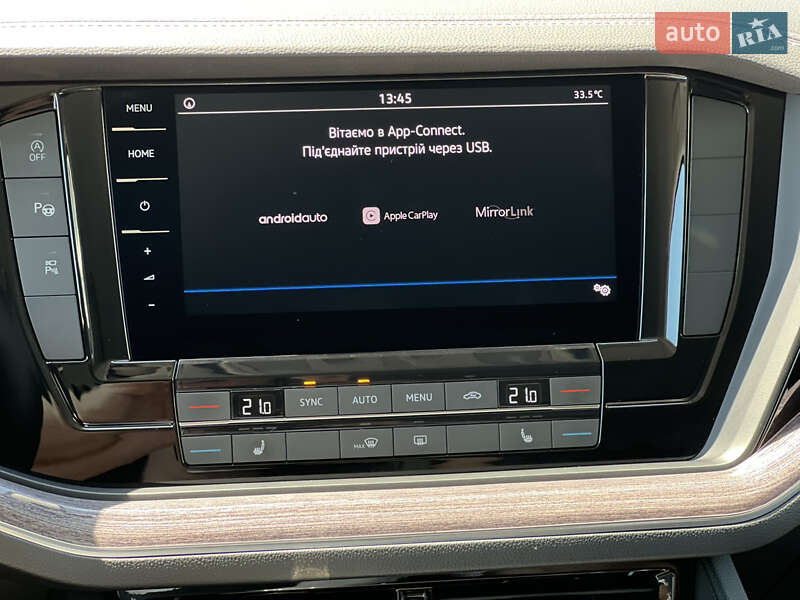 Внедорожник / Кроссовер Volkswagen Touareg 2021 в Ужгороде