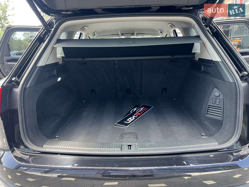 Внедорожник / Кроссовер Volkswagen Touareg 2021 в Ужгороде