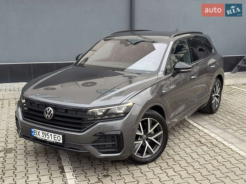 Внедорожник / Кроссовер Volkswagen Touareg 2021 в Хмельницком