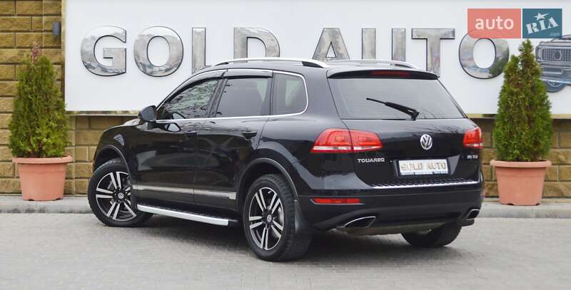 Позашляховик / Кросовер Volkswagen Touareg 2013 в Одесі