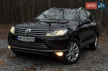 Позашляховик / Кросовер Volkswagen Touareg 2017 в Радивиліві