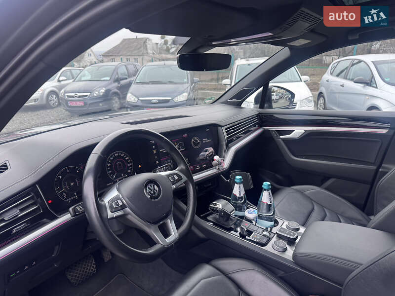 Внедорожник / Кроссовер Volkswagen Touareg 2019 в Звенигородке фото 28 Внедорожник / Кроссовер Volkswagen Touareg 2019 в Звенигородке
