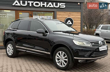 Внедорожник / Кроссовер Volkswagen Touareg 2015 в Житомире