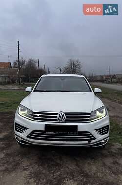 Внедорожник / Кроссовер Volkswagen Touareg 2016 в Запорожье