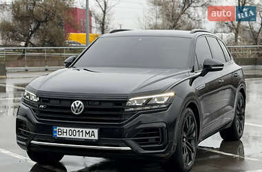 Внедорожник / Кроссовер Volkswagen Touareg 2018 в Киеве