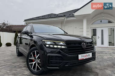 Внедорожник / Кроссовер Volkswagen Touareg 2018 в Ивано-Франковске