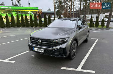 Позашляховик / Кросовер Volkswagen Touareg 2025 в Києві