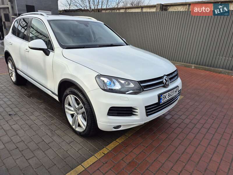 Позашляховик / Кросовер Volkswagen Touareg 2012 в Сарнах фото 2 Позашляховик / Кросовер Volkswagen Touareg 2012 в Сарнах