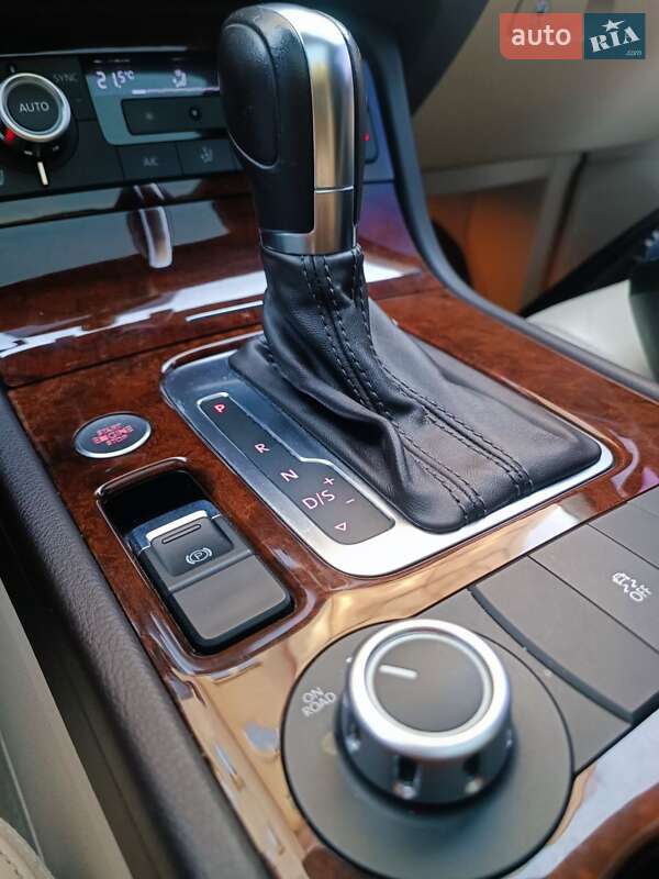 Внедорожник / Кроссовер Volkswagen Touareg 2013 в Коломые фото 12 Внедорожник / Кроссовер Volkswagen Touareg 2013 в Коломые