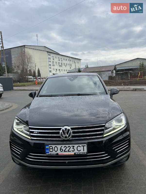 Volkswagen Touareg 2015