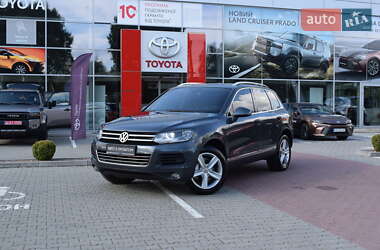Внедорожник / Кроссовер Volkswagen Touareg 2014 в Житомире