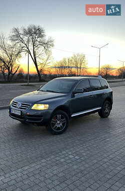 Позашляховик / Кросовер Volkswagen Touareg 2003 в Запоріжжі