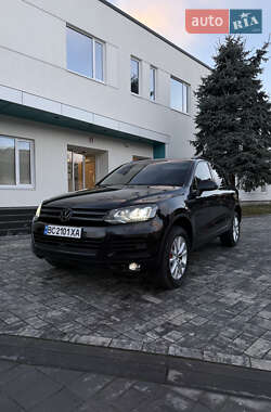 Позашляховик / Кросовер Volkswagen Touareg 2011 в Львові