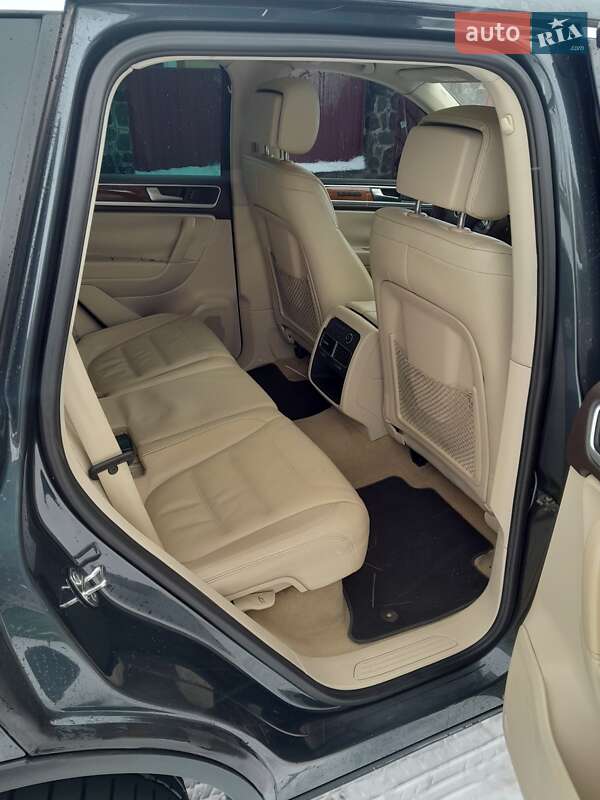 Внедорожник / Кроссовер Volkswagen Touareg 2011 в Каменке фото 17 Внедорожник / Кроссовер Volkswagen Touareg 2011 в Каменке