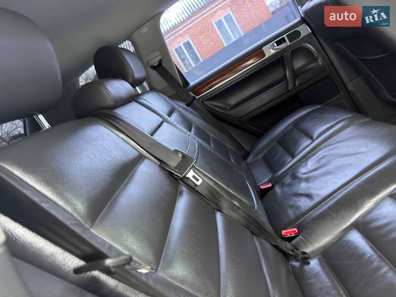 Внедорожник / Кроссовер Volkswagen Touareg 2008 в Ахтырке