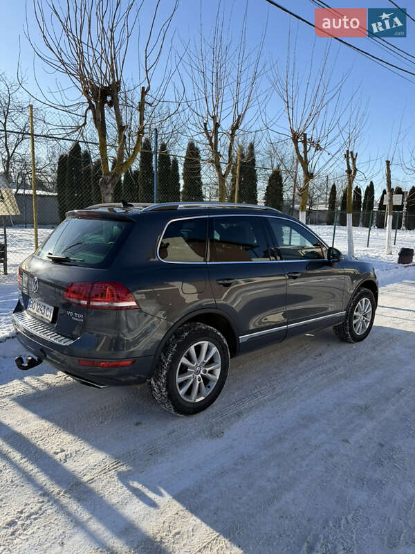 Позашляховик / Кросовер Volkswagen Touareg 2012 в Тернополі
