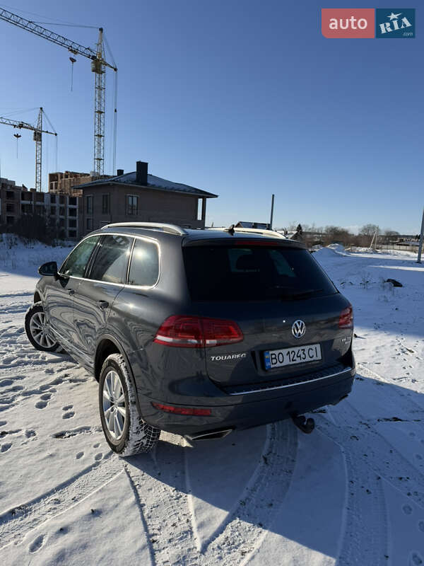 Позашляховик / Кросовер Volkswagen Touareg 2012 в Тернополі