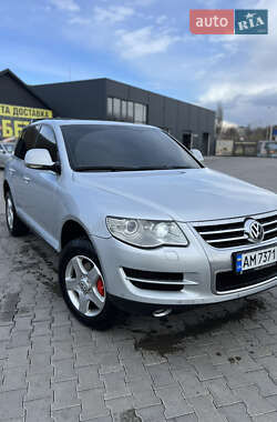 Внедорожник / Кроссовер Volkswagen Touareg 2007 в Звягеле