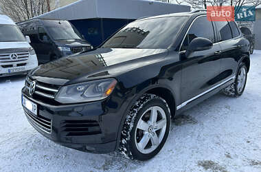 Позашляховик / Кросовер Volkswagen Touareg 2011 в Умані