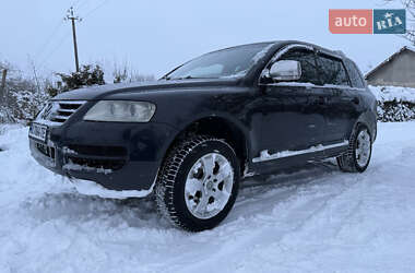 Внедорожник / Кроссовер Volkswagen Touareg 2003 в Львове