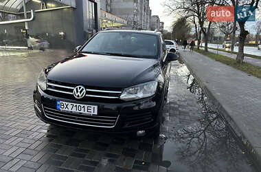 Позашляховик / Кросовер Volkswagen Touareg 2014 в Хмельницькому