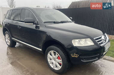 Внедорожник / Кроссовер Volkswagen Touareg 2005 в Васильковке
