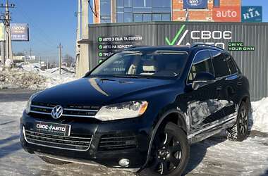 Внедорожник / Кроссовер Volkswagen Touareg 2012 в Львове